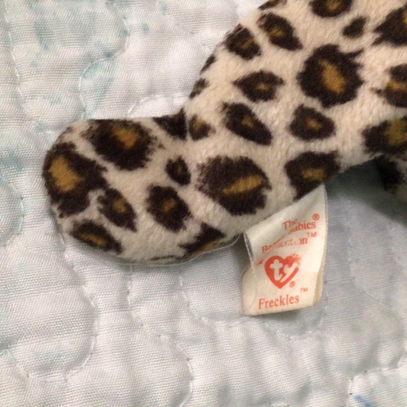 Lot of stuffed animals. - Picture 4 of 5